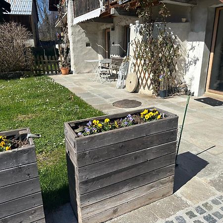 Dans Hameau, Pres Des Pistes Logement De Plein Pied Au Calme Taninges Esterno foto